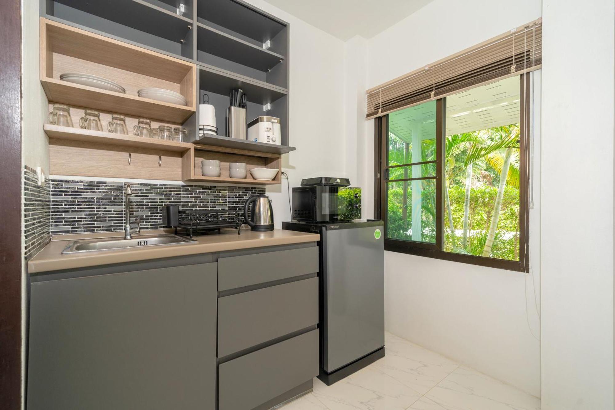 Oxavia Garden Oasis In Nai Harn - Your Private Tropical Garden With 3 Cabins And Jacuzzi Rawai Exteriér fotografie